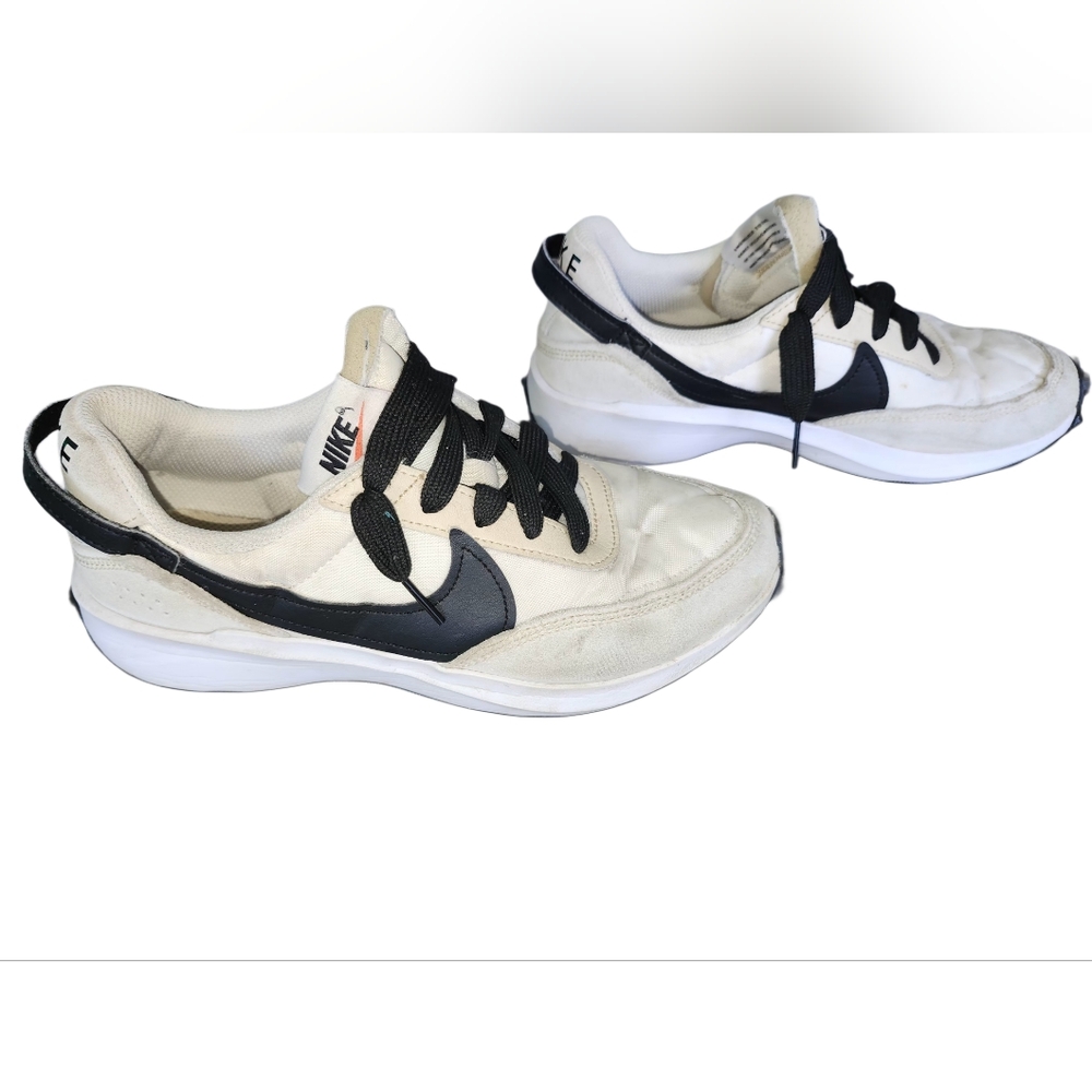 Nike Athletic Shoes in Black and White